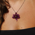 Collar orquídea morada miniatura 3