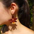 Pendientes orquídea granate con aro miniatura 1