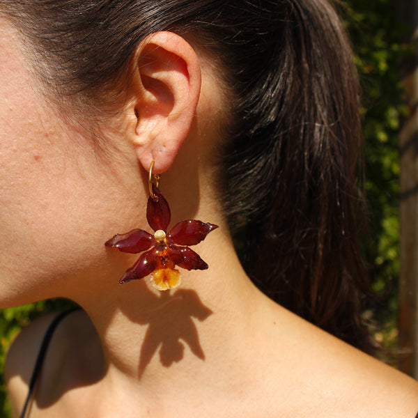 Pendientes orquídea granate con aro